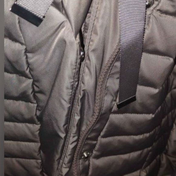 Tahari Women's French Gray Mid-Length Warm Winter Puffer Coat XL - Picture 8 of 9